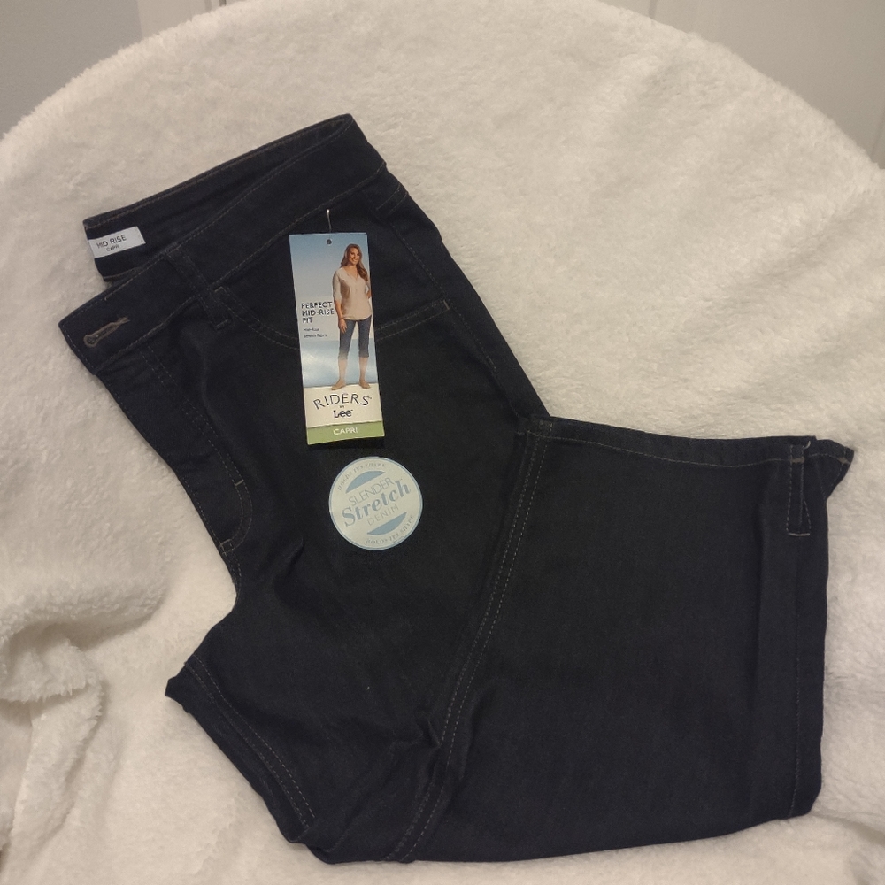 NWT Lee Riders Capri Slender Stretch Size 12